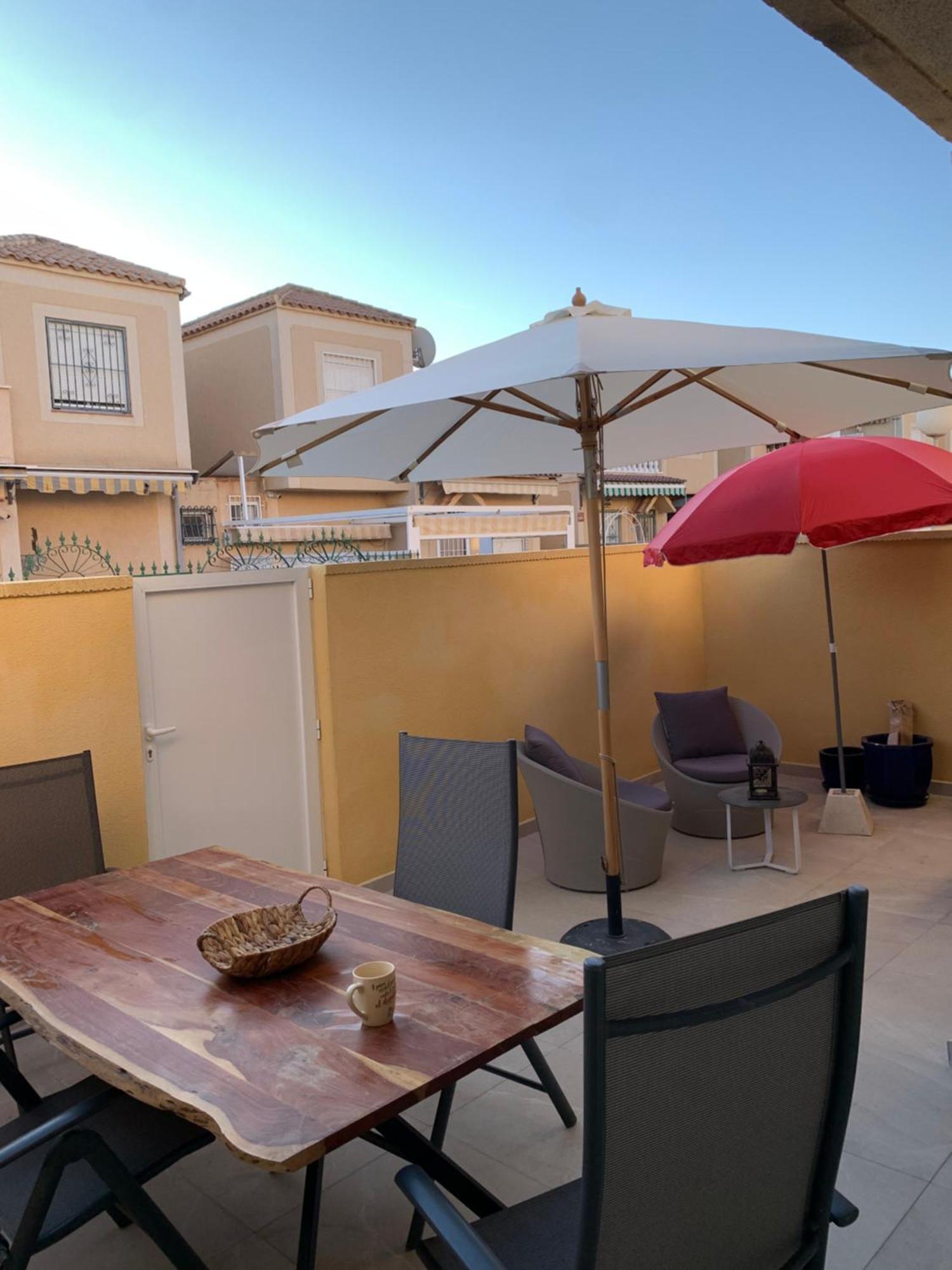 Holiday House 또레비에하 외부 사진