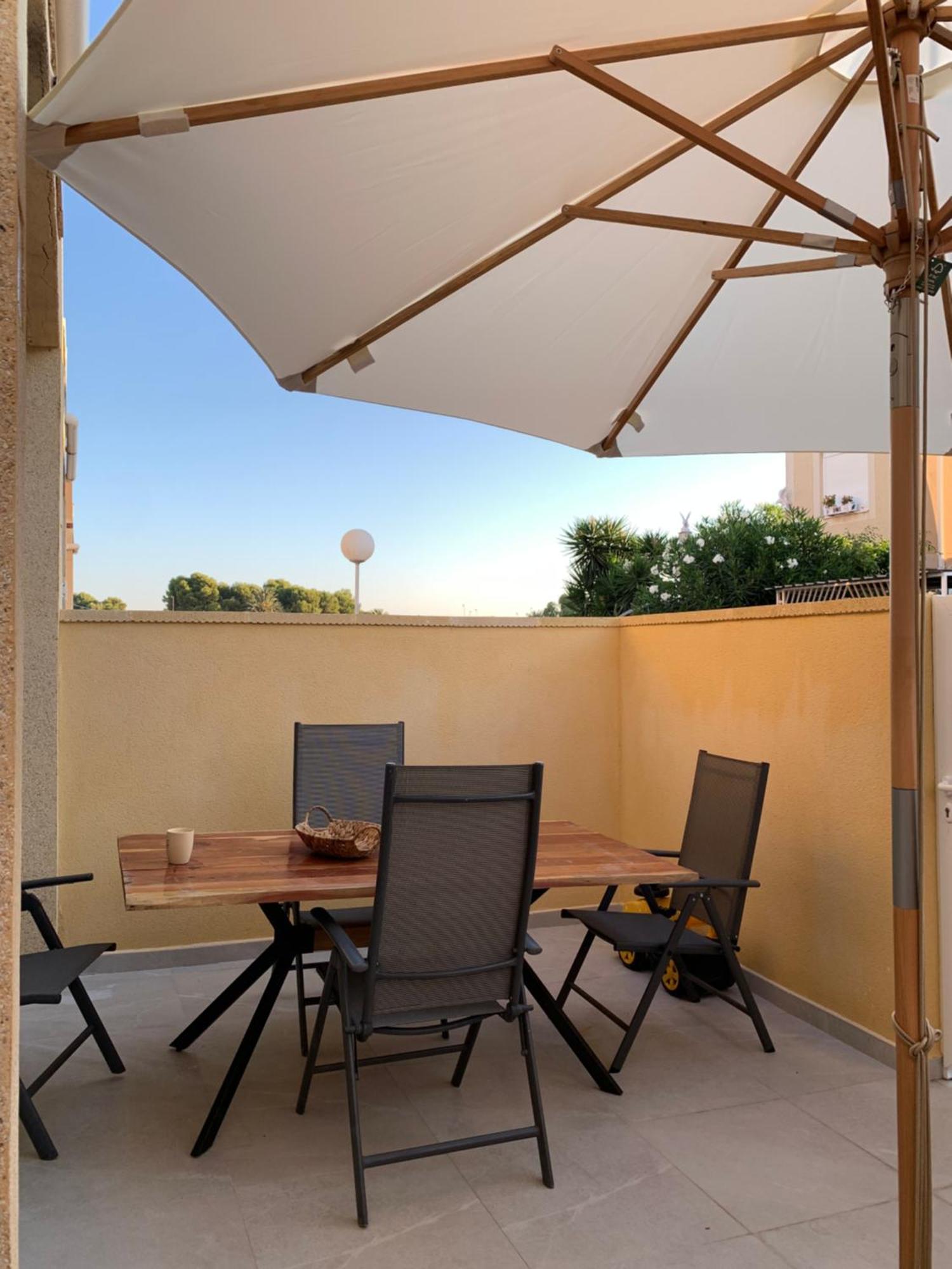 Holiday House 또레비에하 외부 사진